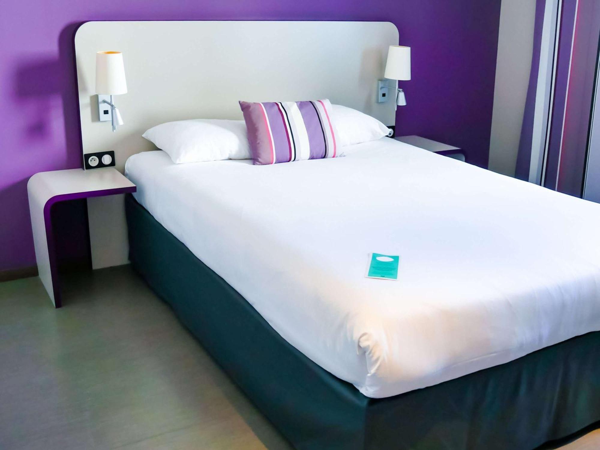 Отель Ibis Styles Монбельяр Экстерьер фото